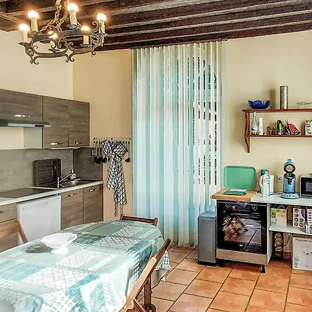 2 Bedroom Lovely In Criquetot-lesneval * Criquetot-l'Esneval