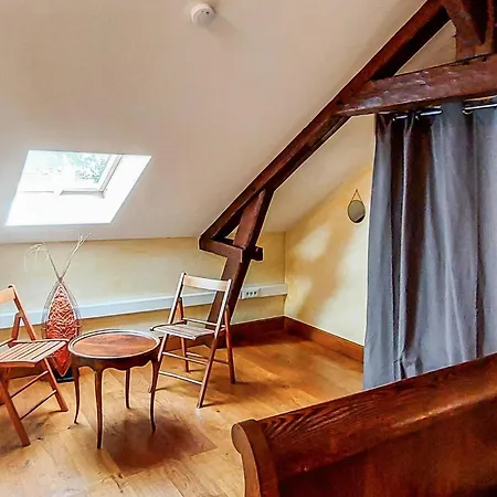 2 Bedroom Lovely In Criquetot-lesneval
