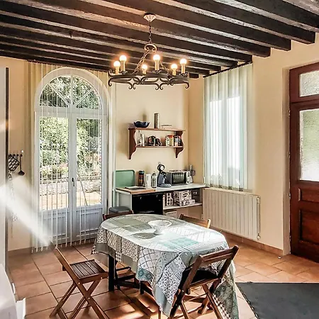 2 Bedroom Lovely In Criquetot-lesneval * Criquetot-l'Esneval